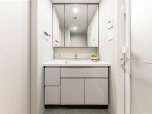 【神奈川県/横浜市西区花咲町】クリオ横濱桜木町ミッドグレイス 洗面所