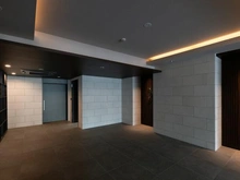 【神奈川県/横浜市西区花咲町】クリオ横濱桜木町ミッドグレイス エントランス