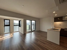 【神奈川県/横浜市中区池袋】レーベン横浜山手 ONE WARD COURT リビング・ダイニング