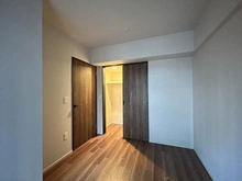 【神奈川県/横浜市中区池袋】レーベン横浜山手 ONE WARD COURT 洋室