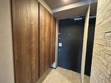 【神奈川県/横浜市中区池袋】レーベン横浜山手 ONE WARD COURT 玄関