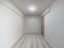 【神奈川県/横浜市西区東ケ丘】ヴェレーナグラン横浜野毛山公園 洋室：約6.7帖