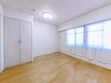 【神奈川県/横浜市都筑区高山】タンタタウン 9番街 洋室：2部屋に区切って使えます（要別途リフォーム工事費用）