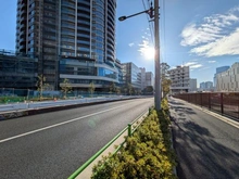 【東京都/中央区豊海町】ザ豊海タワーマリン＆スカイ WEST 前面道路