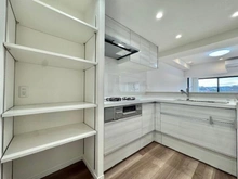 【神奈川県/横浜市西区浜松町】アール・ケープラザ横浜西 キッチン