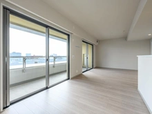 【神奈川県/横浜市中区野毛町】カスタリア桜木町 LDK