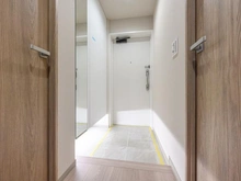 【神奈川県/横浜市中区野毛町】カスタリア桜木町 玄関