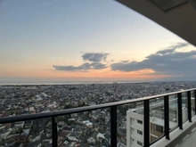 【神奈川県/藤沢市辻堂】THE TOWER 湘南辻堂 眺望：南側バルコニーから