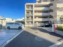 【神奈川県/横浜市西区岡野】プラウド横浜岡野公園 駐車場