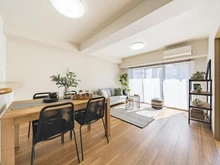 【神奈川県/平塚市明石町】ライオンズプラザ平塚第2 LDK：※家具調度品等は販売価格に含まれません。