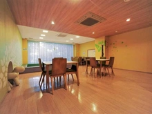 【神奈川県/平塚市袖ケ浜】オハナ平塚袖ヶ浜 共用施設：ママズラウンジ・キッズコーナー