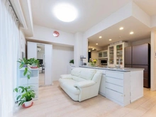 【神奈川県/横浜市磯子区磯子】ブリリアシティ横浜磯子 M棟 リビング・ダイニング