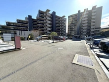 【神奈川県/横浜市磯子区磯子】ブリリアシティ横浜磯子 M棟 駐車場