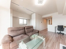 【神奈川県/横浜市中区若葉町】エクセレントシティ横浜関内 リビング・ダイニング：(奥)洋室