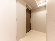 【神奈川県/横浜市中区若葉町】エクセレントシティ横浜関内 玄関