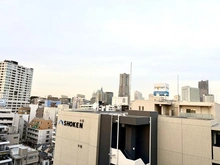 【神奈川県/横浜市中区若葉町】エクセレントシティ横浜関内 眺望：共用廊下から