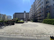 【神奈川県/平塚市高浜台】ダイアパレスグランデージ湘南平塚 アプローチ