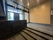 【神奈川県/平塚市宮の前】プレシス平塚 エントランスホール