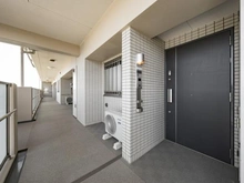 【東京都/八王子市堀之内】グランレグナス 共用部：玄関