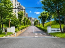 【東京都/八王子市堀之内】グランレグナス 敷地内
