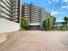 【東京都/八王子市堀之内】グランレグナス 敷地内