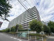 【東京都/多摩市諏訪】ブリリア多摩ニュータウン D棟 外観