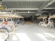 【神奈川県/海老名市めぐみ町】リーフィアタワー海老名アクロスコート 駐輪場