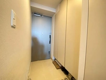 【神奈川県/藤沢市鵠沼橘】プレディア鵠沼橘ローレルコート 玄関