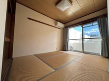 【神奈川県/平塚市八重咲町】チサンガーデンハウス八重咲 和室：3階南東側和室