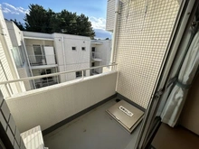 【神奈川県/平塚市八重咲町】チサンガーデンハウス八重咲 バルコニー