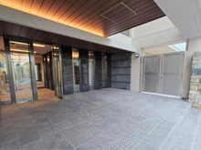 【神奈川県/茅ヶ崎市東海岸南】ヴェレーナグラン茅ヶ崎東海岸 エントランス：サブエントランス