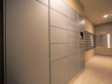 【神奈川県/平塚市龍城ケ丘】グレーシア湘南平塚海岸 宅配BOX