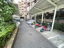 【神奈川県/藤沢市善行坂】クリオ藤沢善行8番館 バイク置場