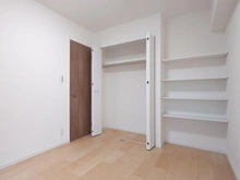 【神奈川県/平塚市龍城ケ丘】クリオ平塚龍城ヶ丘壱番館 洋室