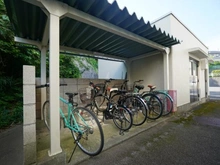 【神奈川県/鎌倉市腰越】ヴァンヴェール鎌倉 駐輪場