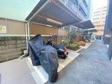 【神奈川県/藤沢市藤沢】プラハ湘南藤沢ブリエ バイク置場