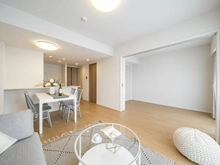 【神奈川県/藤沢市鵠沼橘】プレディア鵠沼橘ローレルコート リビング・ダイニング