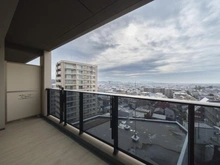 【神奈川県/藤沢市鵠沼橘】プレディア鵠沼橘ローレルコート バルコニー