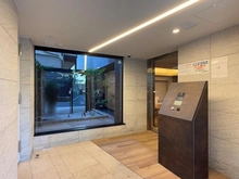 【神奈川県/藤沢市鵠沼海岸】クリオ鵠沼海岸 エントランス