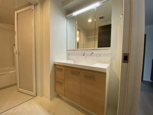 【神奈川県/茅ヶ崎市本宿町】ルシオン茅ヶ崎 洗面所