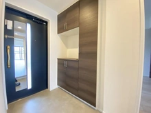 【神奈川県/茅ヶ崎市本宿町】ルシオン茅ヶ崎 玄関