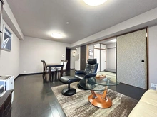 【神奈川県/足柄下郡湯河原町城堀】サンクタス湯河原ラ・ビュー リビング・ダイニング