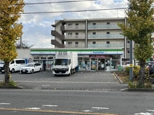 【神奈川県/藤沢市円行】ブランズシティ湘南台 ファミリーマート藤沢円行店（現地より約160m）