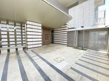 【神奈川県/藤沢市鵠沼橘】プラウド鵠沼橘 アプローチ