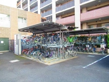 【東京都/練馬区豊玉中】オーベル練馬センティア 駐輪場