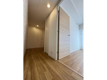 【神奈川県/横浜市西区花咲町】サンクタス横浜mid 廊下