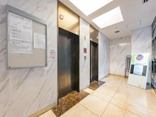 【東京都/新宿区西新宿】アイタウン・レピア 共用部：エレベーターホール