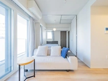 【東京都/板橋区仲宿】プラウド板橋区役所前 リビング・ダイニング：奥：洋室