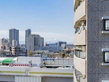 【東京都/板橋区仲宿】プラウド板橋区役所前 眺望：バルコニーから（ズーム有）