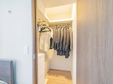 【東京都/板橋区仲宿】プラウド板橋区役所前 ウォークインクローゼット